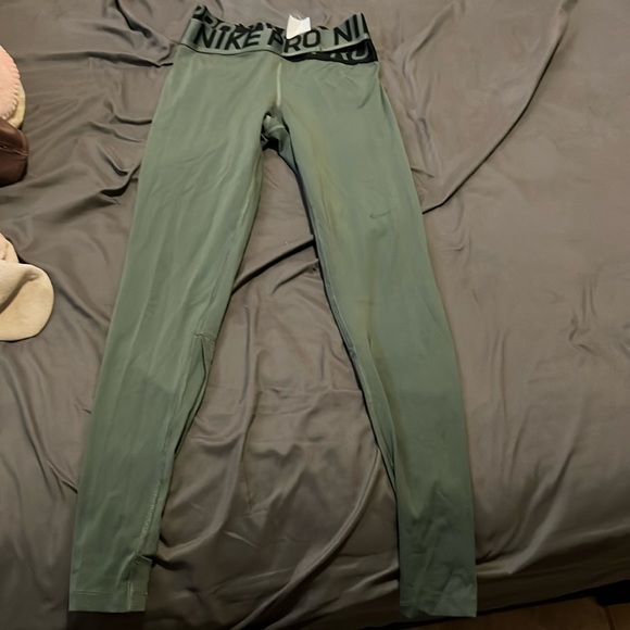 Nike dry fit leggings - Picture 1 of 5